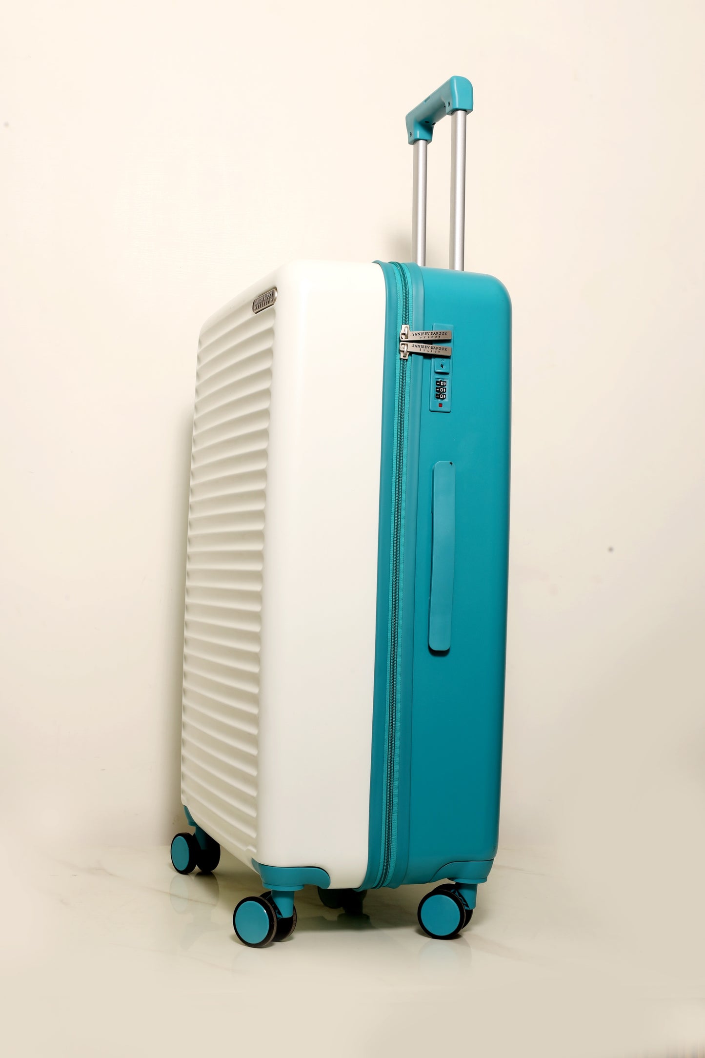 BAGNAVIA - WHITE & TEAL