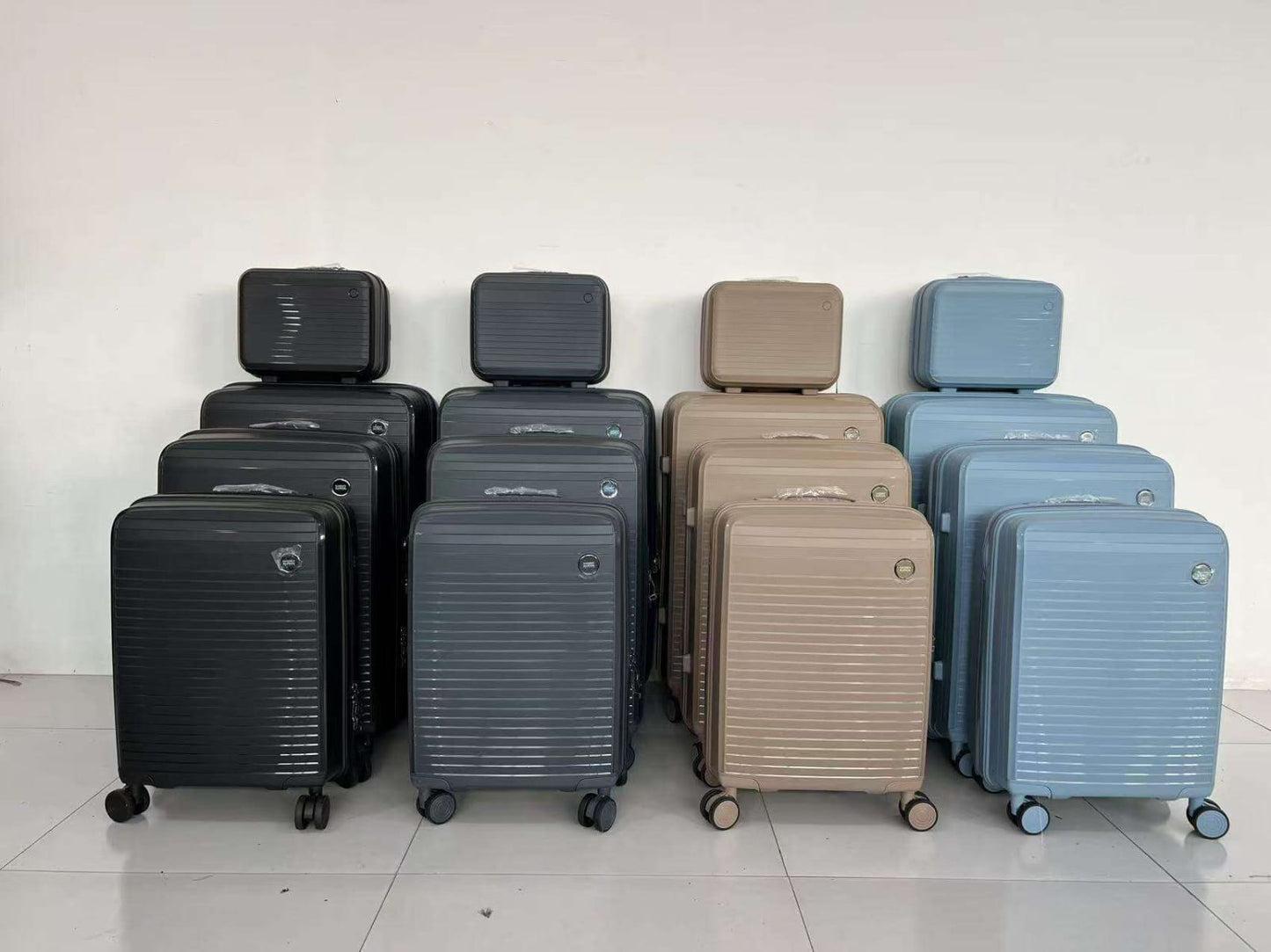 NORWAY - 4 Pc Trolley Bag Set - Light Blue / Brown / Grey / Black